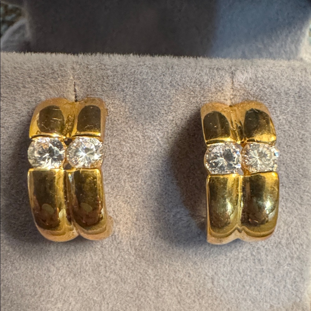 3092 Swarovski Crystal Elements Post Earrings - image 1